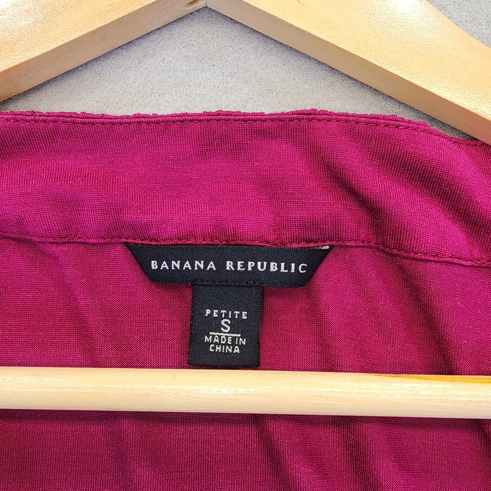 Banana Republic Magenta Silk Blend Flutter Sleeve Ruffle Neck Top Petite Small - Picture 2 of 10